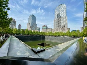 what are some free things to do in NYC, free things to do in NYC, free things to do in New York City, 911 memorial NYC, free visit 911 memorial exzibit, 911 memorial pool.