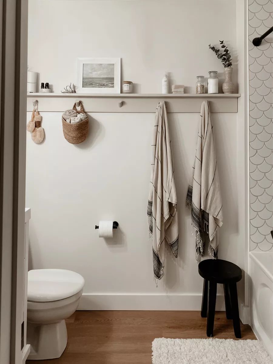 bathroom towel rack ideas, towel rack ideas, towel rack decor ideas, bathroom towel rack baskets, towel rack basket decor in bathroom, bathroom basket rack ideas, bathroom hand towel decor ideas, handtowel decor ideas for bathroom, By Paige Nicole bathroom towel rack ideas.
